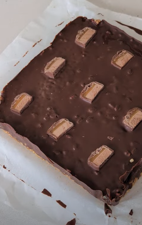 Mars Bar Slice, recipe by Hayden Quinn
