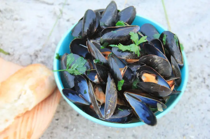 Beer Braised Mussels, recipe by Hayden Quinn